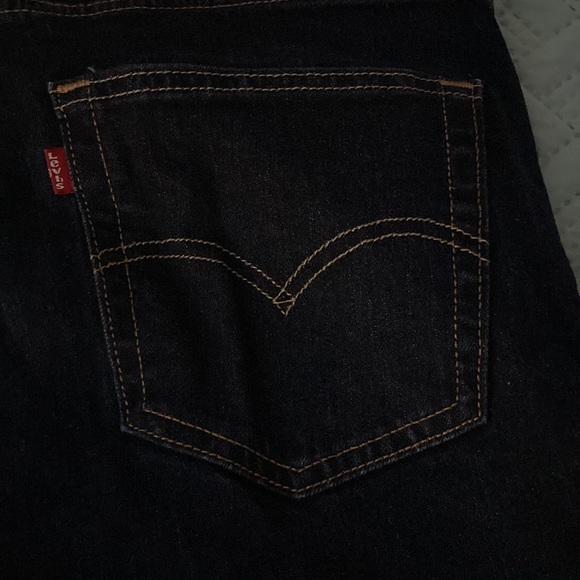 Levi Strauss Jeans - Picture 6 of 8